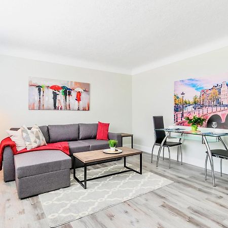 Cozy 1Br Apartment In Corktown Hamilton Esterno foto