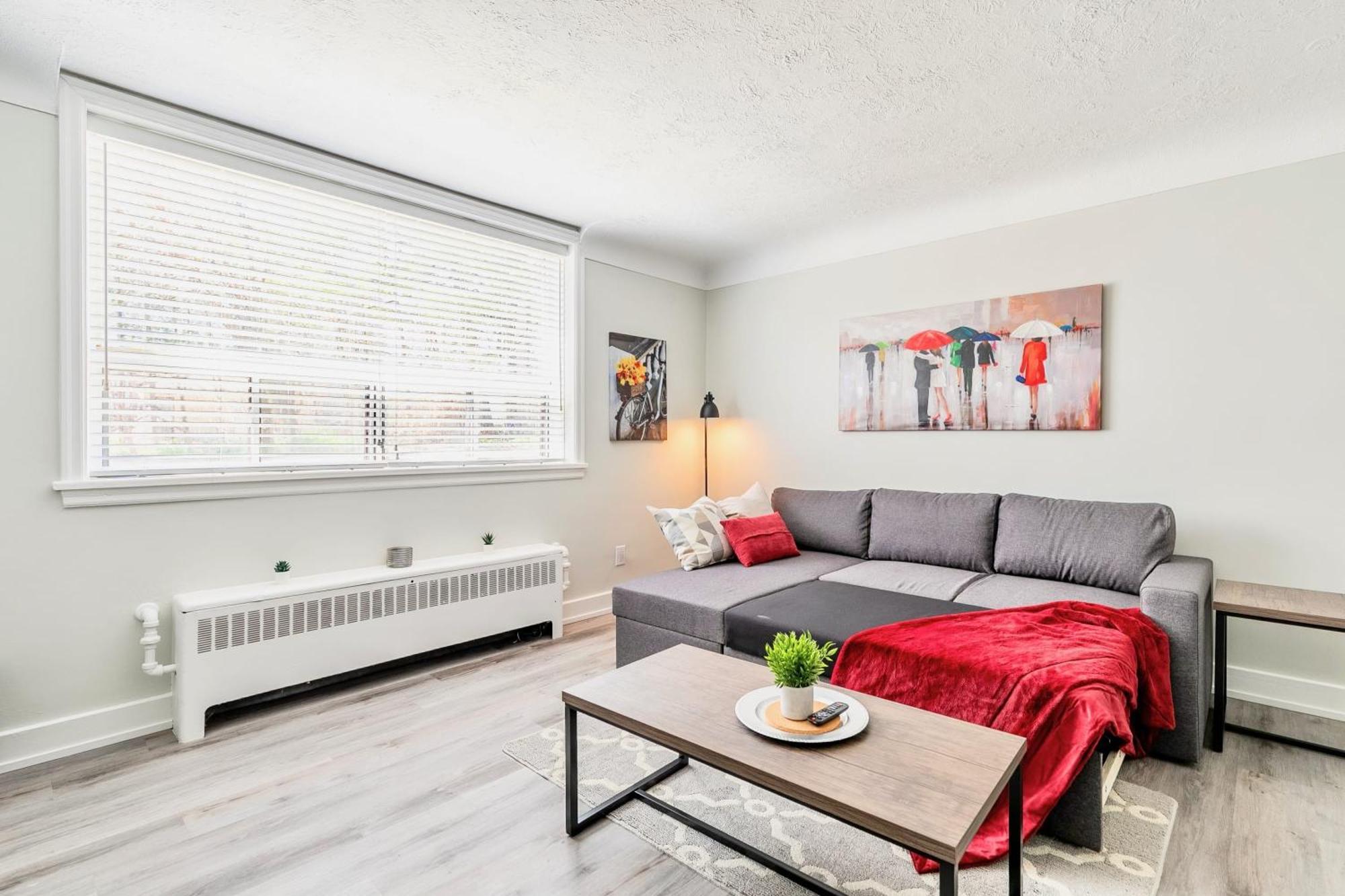 Cozy 1Br Apartment In Corktown Hamilton Esterno foto